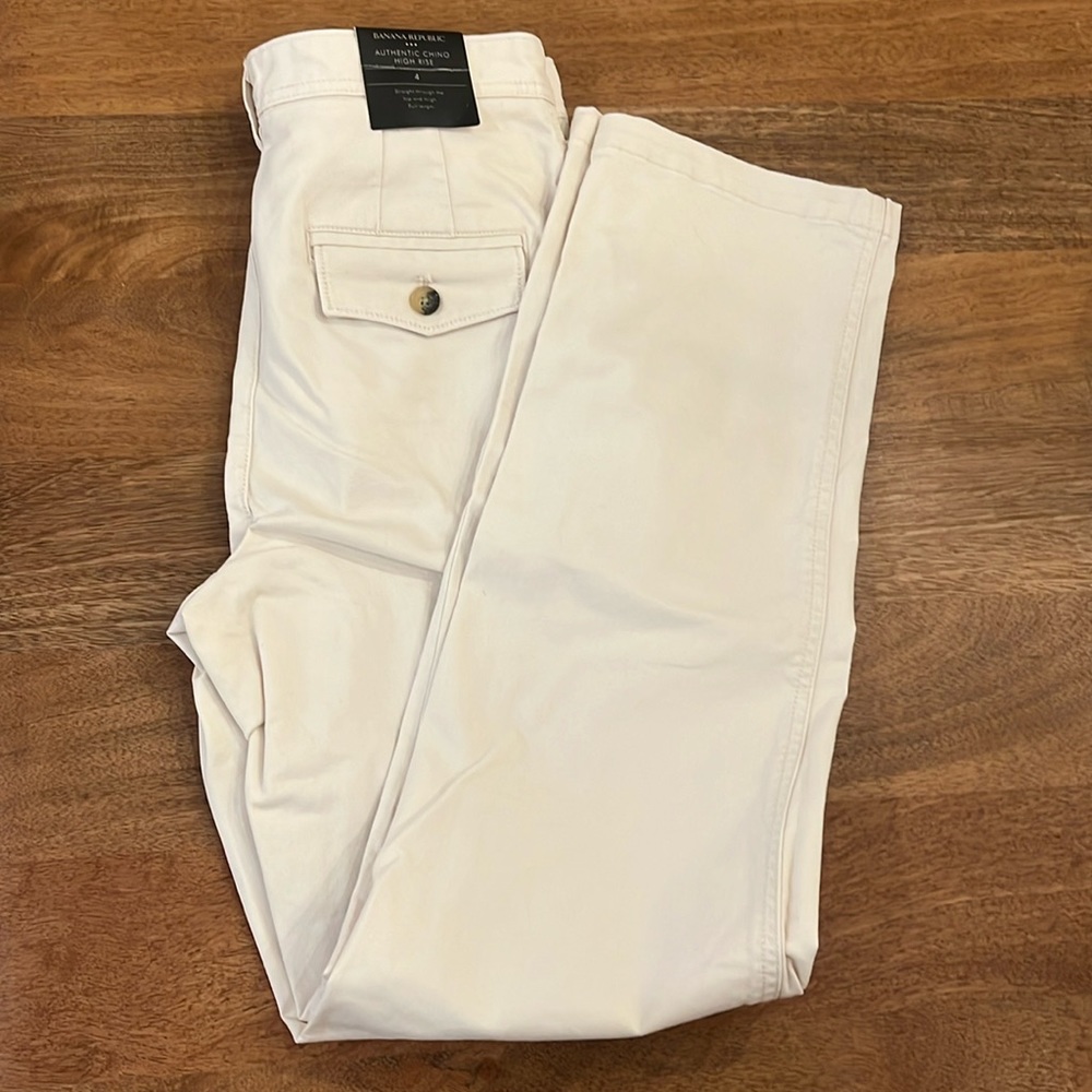 Banana Republic Authentic Chino High Rise NWT